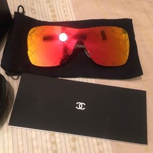 Authentic Sexy Chanel Sunglasses